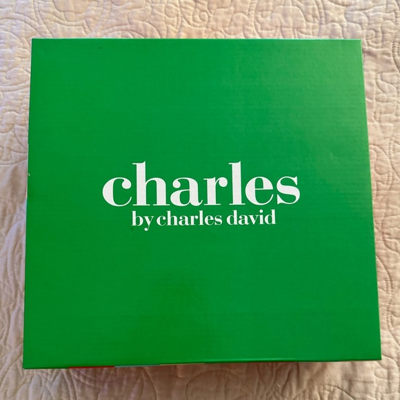 Charles by Charles David 4.25” high, black platform, wedge sandals 8M - Picture 6 of 7